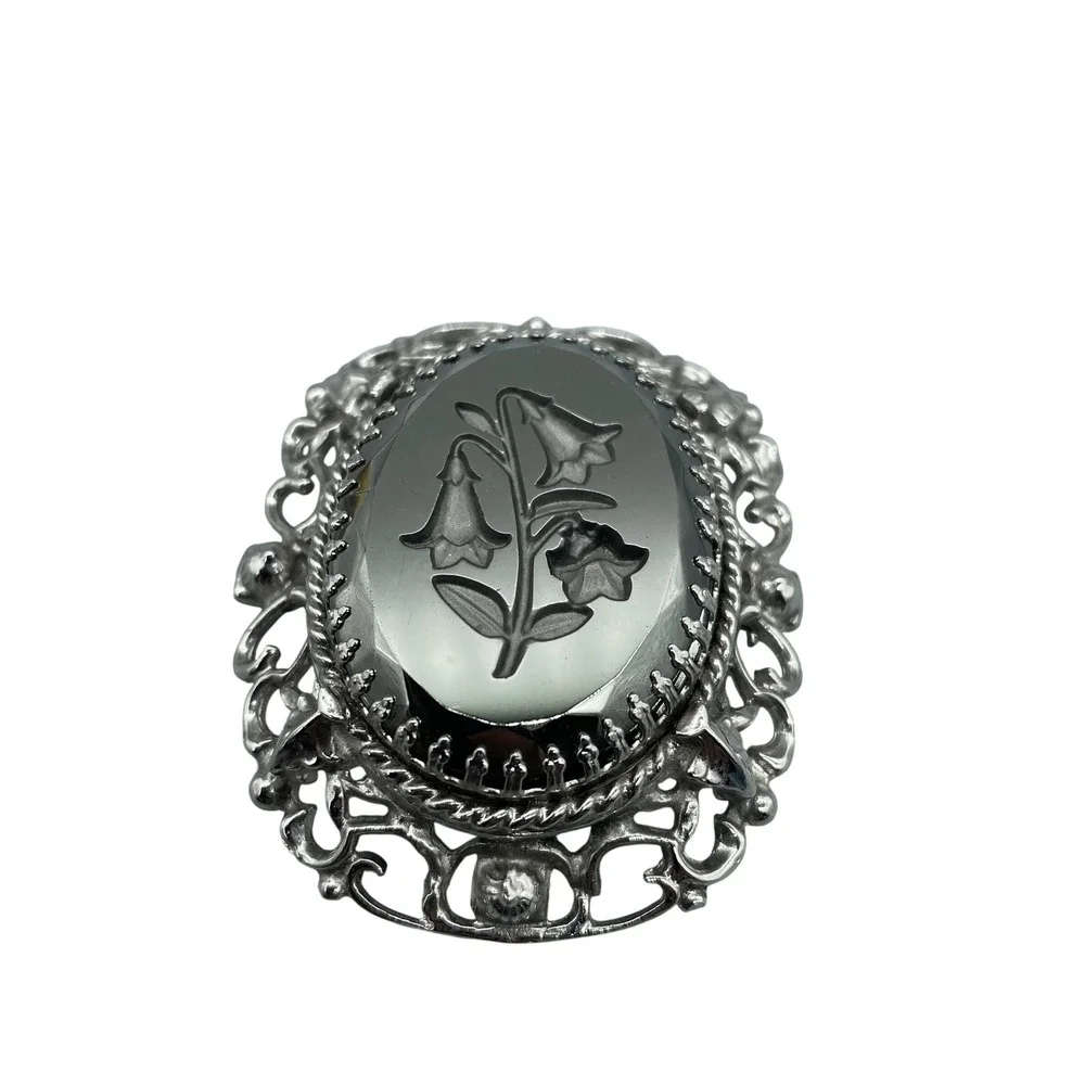 Vintage Silver‎ Tone Intaglio Floral Hematite Glass Oval Filigree Brooch Pin